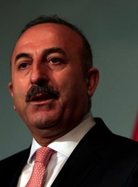 Turecký ministr zahraničí Mevlüt Çavuşoglu se ohradil proti kritice (archivní foto)