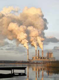 Emise; znečištění ovzduší (ilustrační foto)