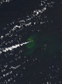 Vulkán nedaleko souostroví Tonga