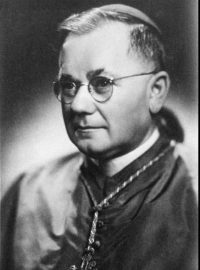 Arcibiskup olomoucký a metropolita moravský Josef Karel Matocha