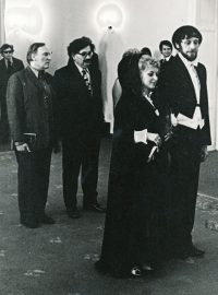 18. března 1977, svatba Jana Vodňanského s Jitkou Shánilcovou. Svědky byli Ludvík Vaculík a Sergej Machonin
