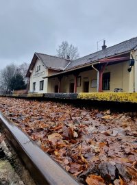 Nádraží jindřichohradecké úzkokolejky v Černovicích