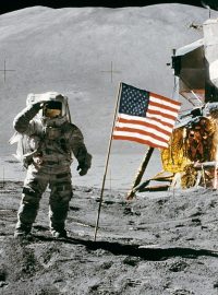 Neil Armstrong a modul Apolla 11