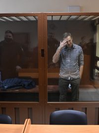 Ruský opoziční politik Alexej Navalnyj byl odsouzen na 2,5 roku vězení