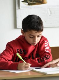 Romské děti jsou podle ministerstva školství mezi žáky základních škol zastoupené zhruba ve třech procentech (foto z roku 2015)