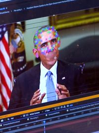 Falešné video bývalého prezidenta USA Baracka Obamy, ukázka facial mappingu