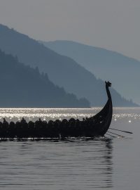 Vikingská loď v Norsku (ilustrační foto)