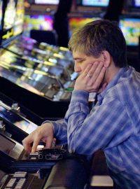 gambling, gambler, herní automaty, hazard