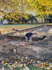 Archeologové v Brně odkrývají pozůstatky skleníku Gregora Johanna Mendela