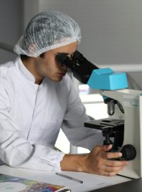 Vědec v laboratoři