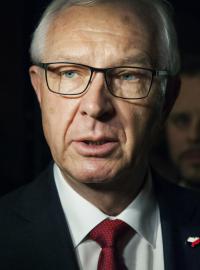 V závěrečné fázi prezidentské kampaně vsadil Jiří Drahoš na kontaktní kampaň