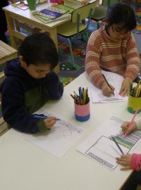 Romské děti ve školce