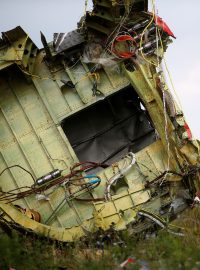 Ani šest let po havárii letadla Malajsijských aerolinií na východní Ukrajině neskončili viníci tragédie před soudem. Bylo to právě 17. července roku 2014, kdy spoj MH17 letící z Amsterdamu do Kuala Lumpuru sestřelila ruská raketa