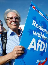 &quot;Realisté volí AfD&quot; hlásá německý předvolební plakát