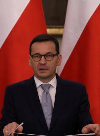 Polský premiér Mateusz Morawiecki ze strany Právo a spravedlnost