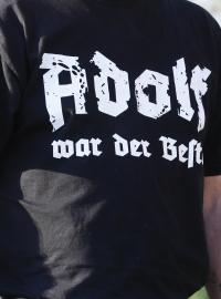 „Adolf byl nejlepší&quot;. Přívrženci ultrapravice na festivalu Schild und Schwert (Štít a meč), zkráceně SS, v Ostritzu.