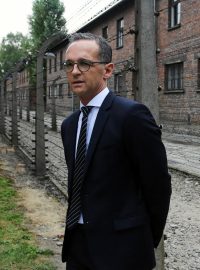 Šéf německé diplomacie Heiko Maas při návštěvě Osvětimi
