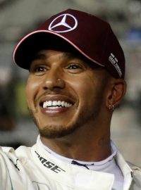 Lewis Hamilton se může radovat z dalšího vítězství ve formuli 1