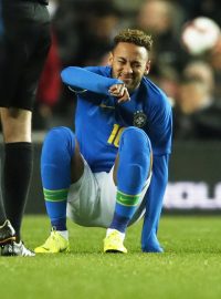 Neymar vydržel na hřišti jen pár minut