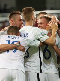 Radost slovenských fotbalistů po výhře na Ázerbajdžánem