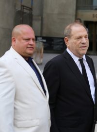 Harvey Weinstein v srpnu před newyorským soudem.