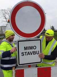 Začíná oprava mostu ve Štětí
