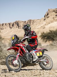 Motocyklista Ricky Brabec vyhrál jako první Američan Rallye Dakar.
