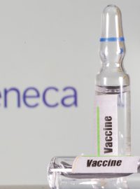 Vakcína proti nemoci covid-19 vyvinutá Oxfordskou univerzitou a britskou farmaceutickou společností AstraZeneca