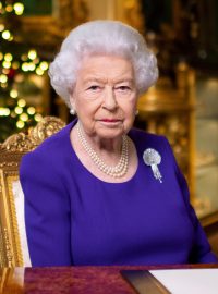 Britská královna Alžběta II. během tradičního vánočního poselství ze zámku Windsor (foto z 24. prosince)