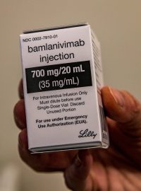 Lék bamlanivimab proti covidu na bázi protilátek od firmy Eli Lilly