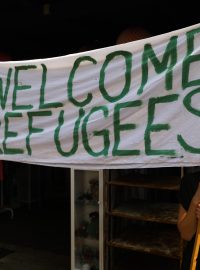 Lidé se v Krakově sešli na podporu afghánských uprchlíků, kteří uvízli na bělorusko-polské hranici