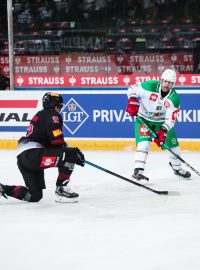 Hokejisti pražské Sparty budou jako jediný český zástupce v Lize mistrů hrát proti Rögle o postup do semifinále soutěže