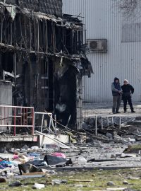 Zničená budova v ukrajinském Mariupolu