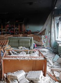 Mariupolský dětský domov zničený ruským ostřelováním. Od začátku obležení, které trvá již skoro měsíc, v ukrajinském přístavu zemřelo podle místních úřadů 210 dětí.