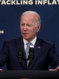 Joe Biden na květnové tiskové konferenci k inflaci ve Spojených státech