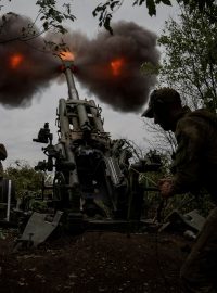 Ruské útoky na ukrajinská území neustávají