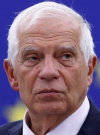 Šéf unijní diplomacie Josep Borrell bere hrozby Vladimira Putina vážně