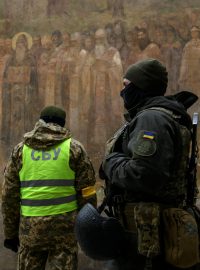 Ukrajinské bezpečnostní služby prohledávají areál Kyjevskopečerské lávry