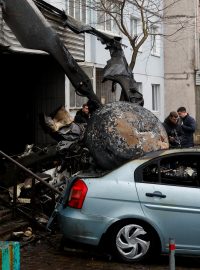 Při havárii vrtulníku u Kyjeva zahynulo vedení ukrajinského ministerstva vnitra včetně ministra Monastyrského