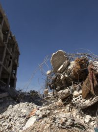 Město Jindires v severní Sýrii po zemětřesení v Sýrii a Turecku