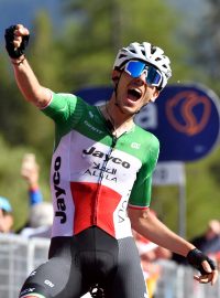 Náročnou horskou 18. etapu Gira d&#039;Italia vyhrál italský cyklista Filippo Zana