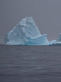 Ledová pokrývka oceánu u Antarktidy letos dosáhla nejnižší maximální rozlohy od začátku měření v roce 1979