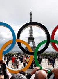 V červnu vyšetřovatelé v kancelářích organizátorů olympiády prováděli prohlídky kvůli jinému případu