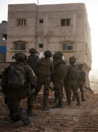 Izraelští vojáci operují v Pásmu Gazy