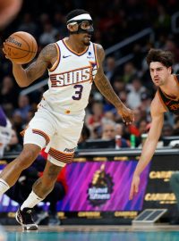 Basketbalisté Phoenix Suns porazili Washington Wizards 140:112