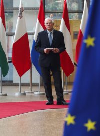 Šéf zahraniční politiky EU Josep Borrell na zasedání ministrů zahraničí v Bruselu