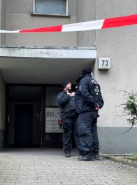 Policie pro Danielu Klettovou přišla do jejího bytu v Berlíně