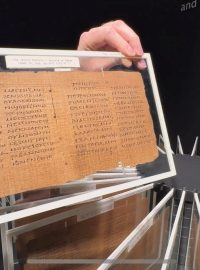 Kniha je součástí Bodmerových papyrů, sbírky několika textů, které byly objeveny v padesátých letech 20. století