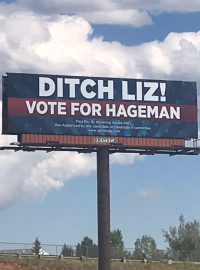Po celém Wyomingu visí billboardy s nápisem – zbavte se Liz