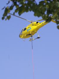 Helikoptéra společnosti DSA. Ilustrační foto.